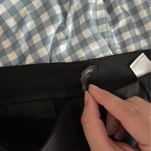 Banana Republic Factory Straight Leg Trouser - Picture 6 of 6